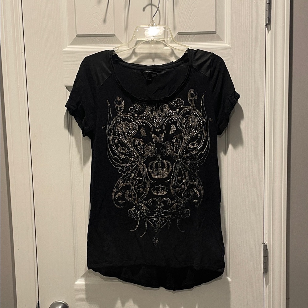 Rock & Republic Black Y2K Short Sleeve Graphic Tee